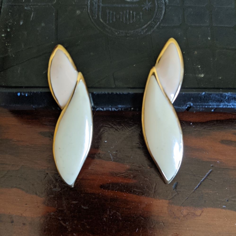 Vintage blush cream enamel earrings